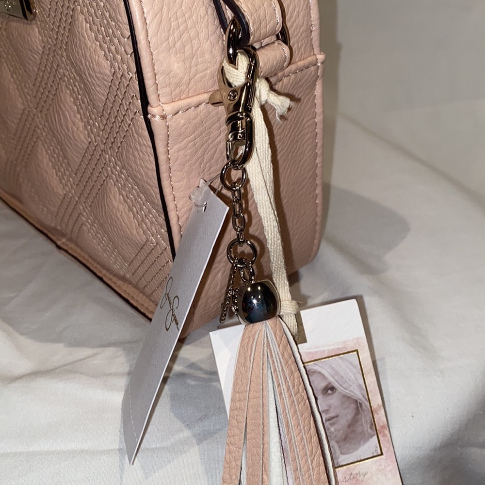 Jessica Simpson Collection | Powder Quilted Sadie Shoulder Bag - Picture 5 of 7